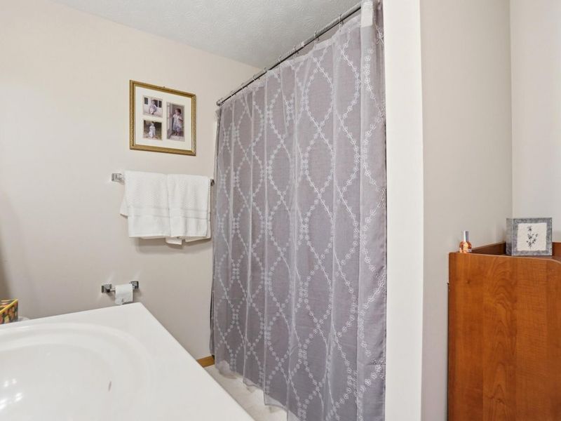 3942 Harris Lane , Springfield, OH 45503 Photo 36