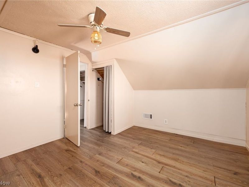 894 Argonne Avenue , Akron, OH 44310 Photo 15