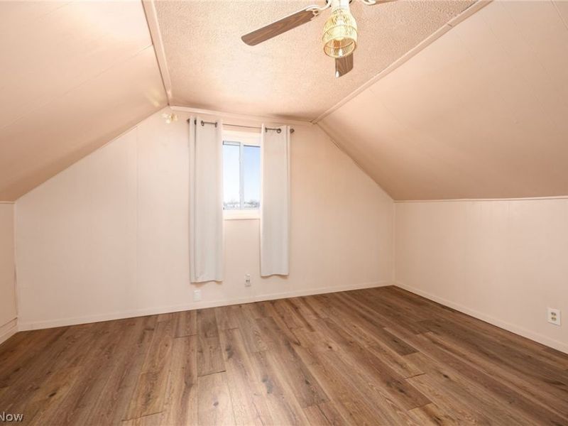 894 Argonne Avenue , Akron, OH 44310 Photo 16