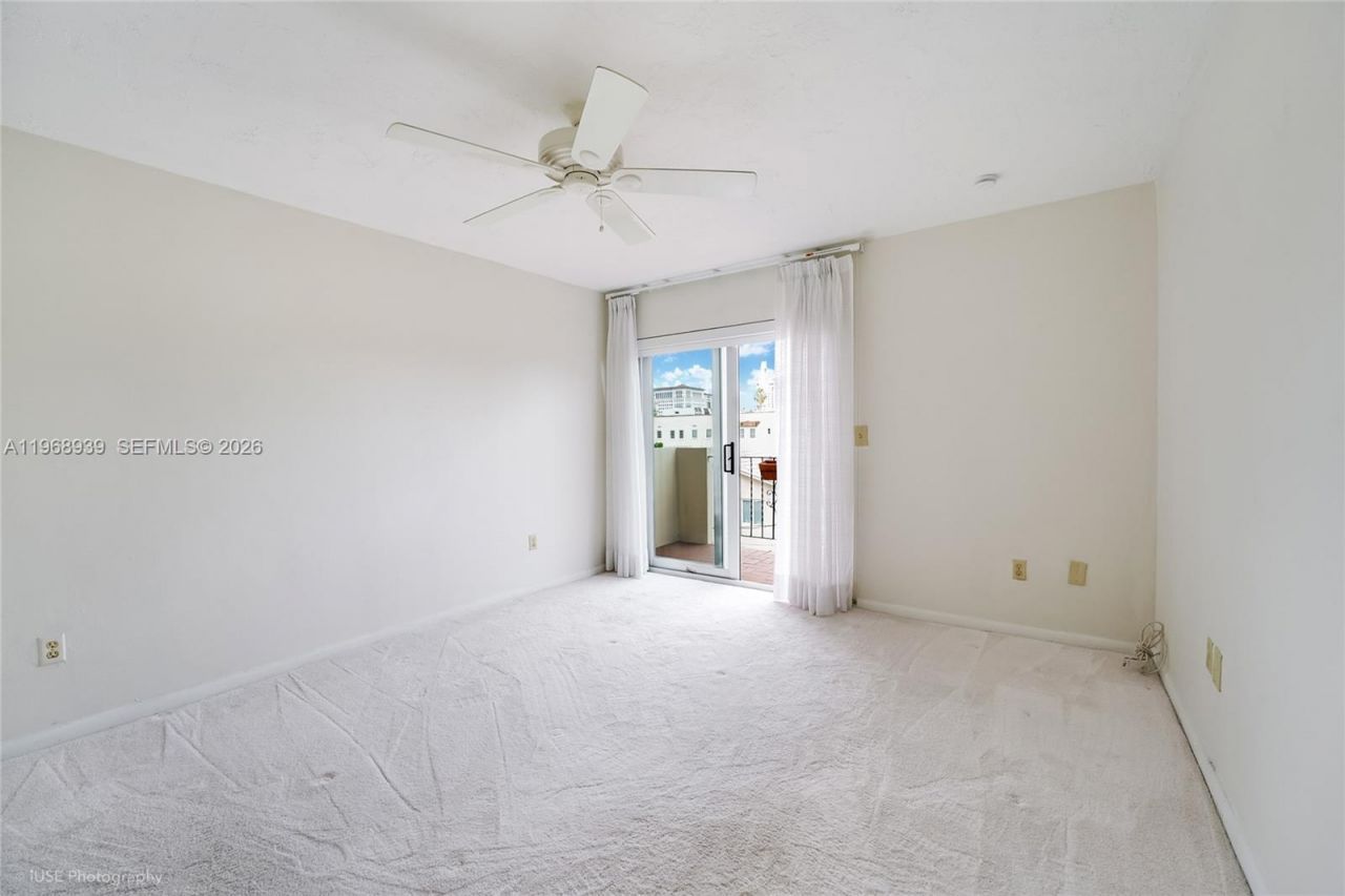 411 Anastasia Ave , Unit 303, Coral Gables, FL 33134 Photo