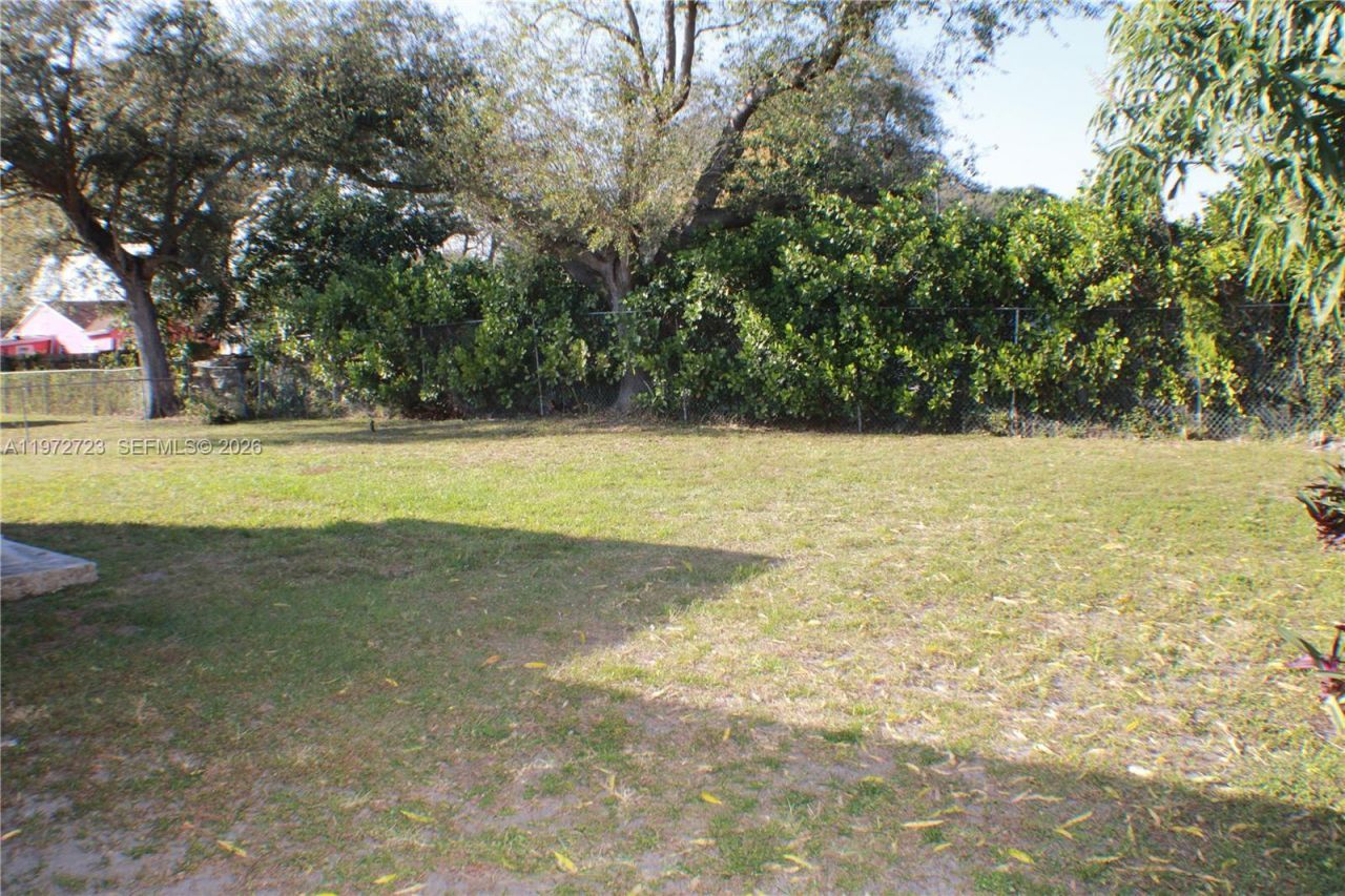 1855 NW 93rd Ter , Miami, FL 33147 Photo