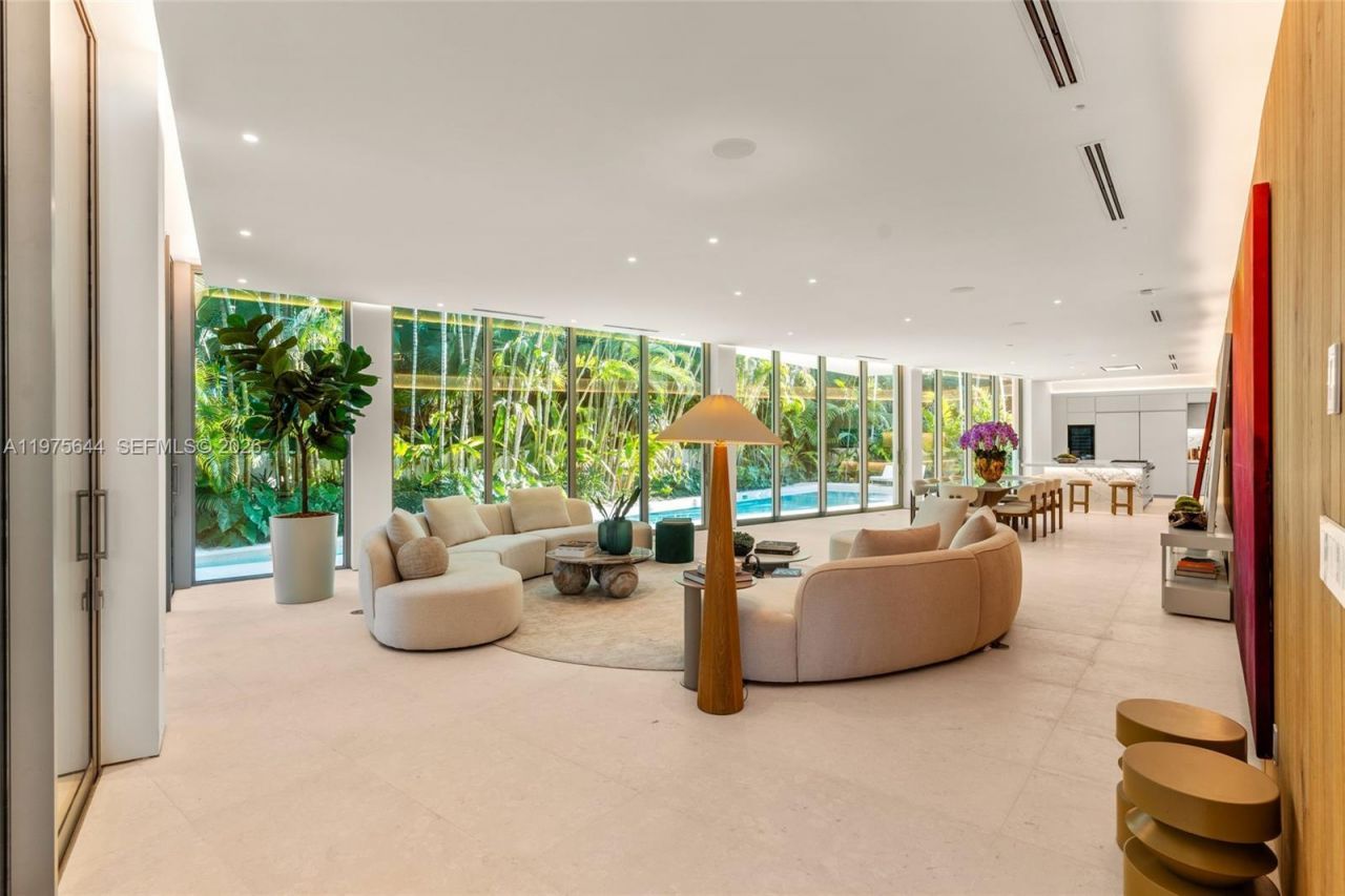 1616 Onaway Dr , Miami, FL 33133 Photo