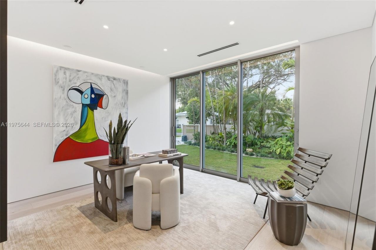 1616 Onaway Dr, Miami, FL 33133 Photo