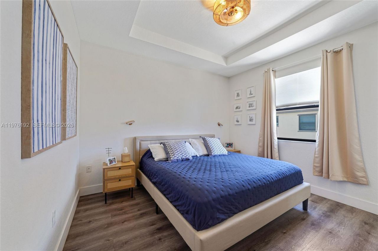 10589 W 33rd Ln , Hialeah, FL 33018 Photo