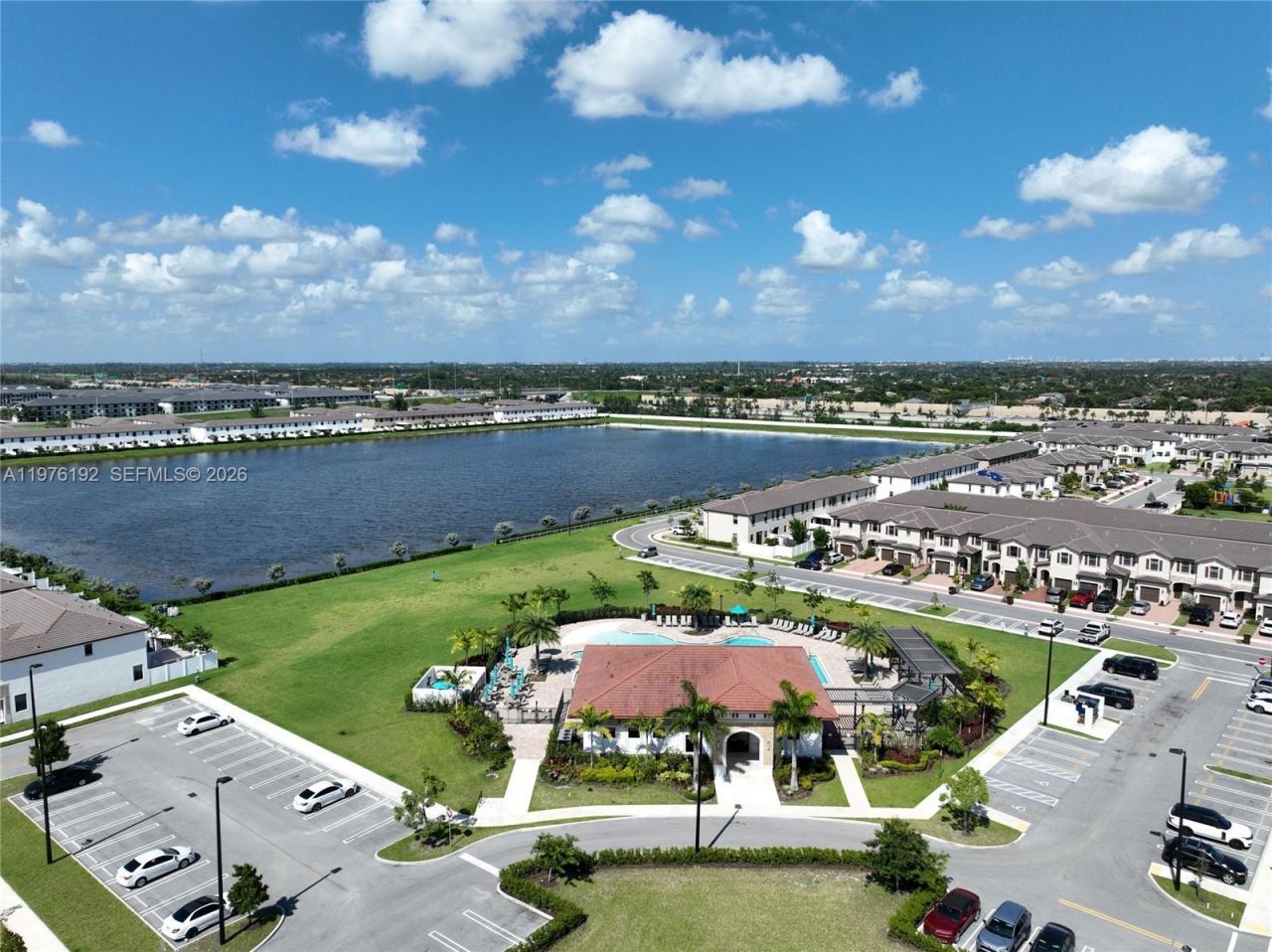 10589 W 33rd Ln , Hialeah, FL 33018 Photo