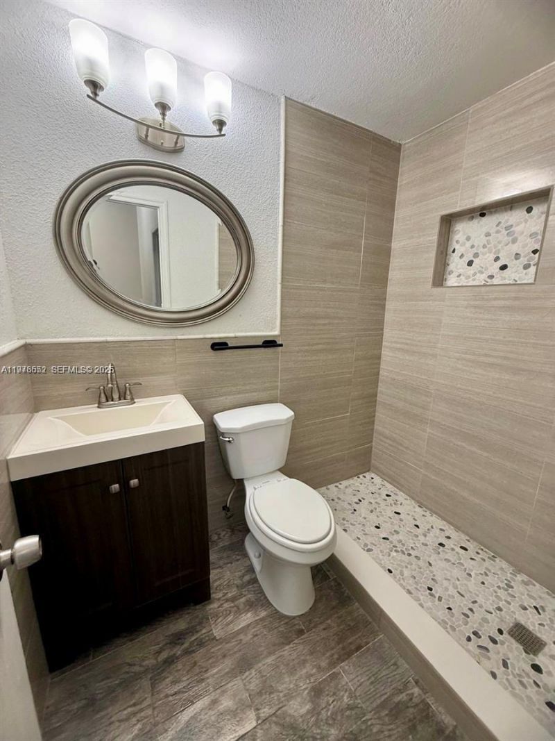 6751 NW 193rd Ln , Unit 6751, Hialeah, FL 33015 Photo