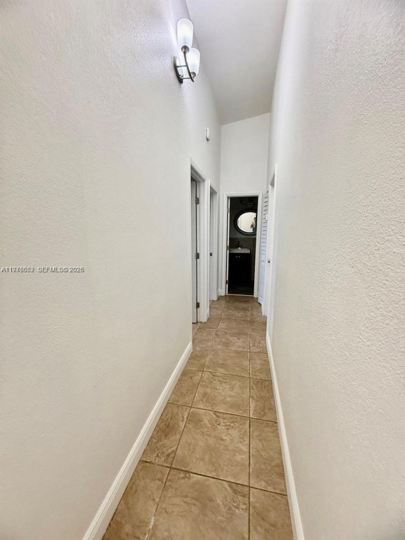 6751 NW 193rd Ln , Unit 6751, Hialeah, FL 33015 Photo