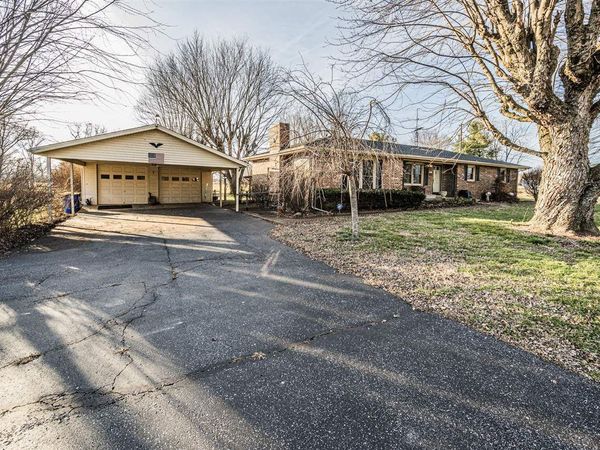 9625 Kentucky Highway 185 , Bowling Green, KY 42101