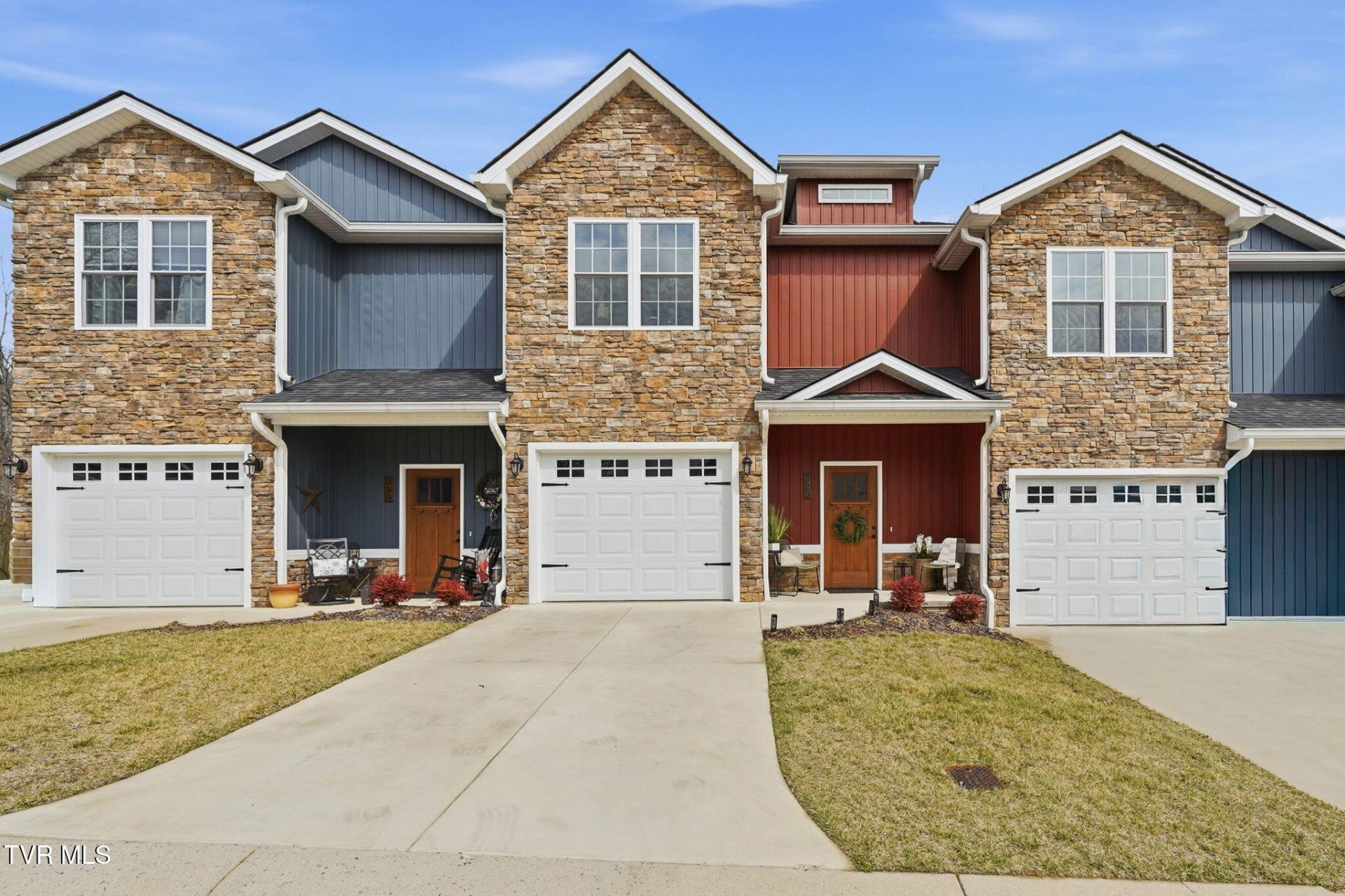 323 Piper Glen Glen, Gray, TN 37615 Main Photo