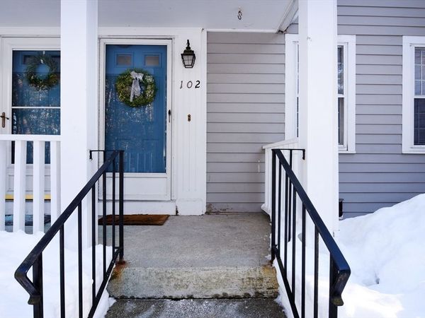 102 Twin Lakes Drive, Unit 102, Halifax, MA 02338