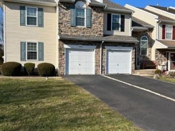 660 CHADBOURNE COURT , HARLEYSVILLE, PA 19438