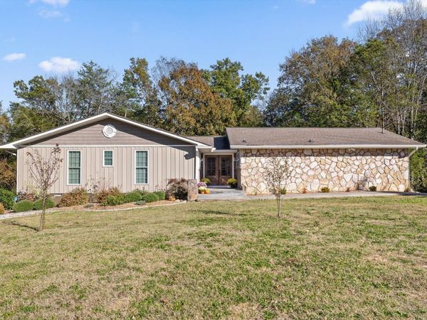 92 S Glade Road , Fort Oglethorpe, GA 30742