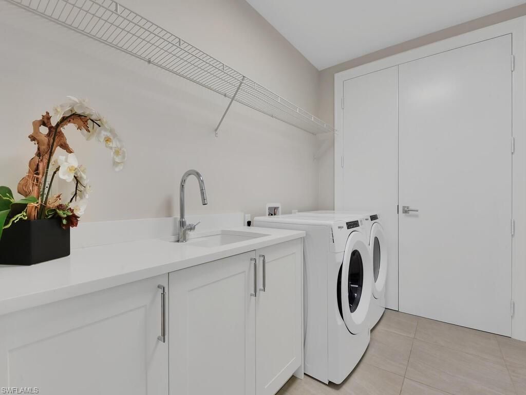 1111 Central Ave , Unit 216, Naples, FL 34102 Photo