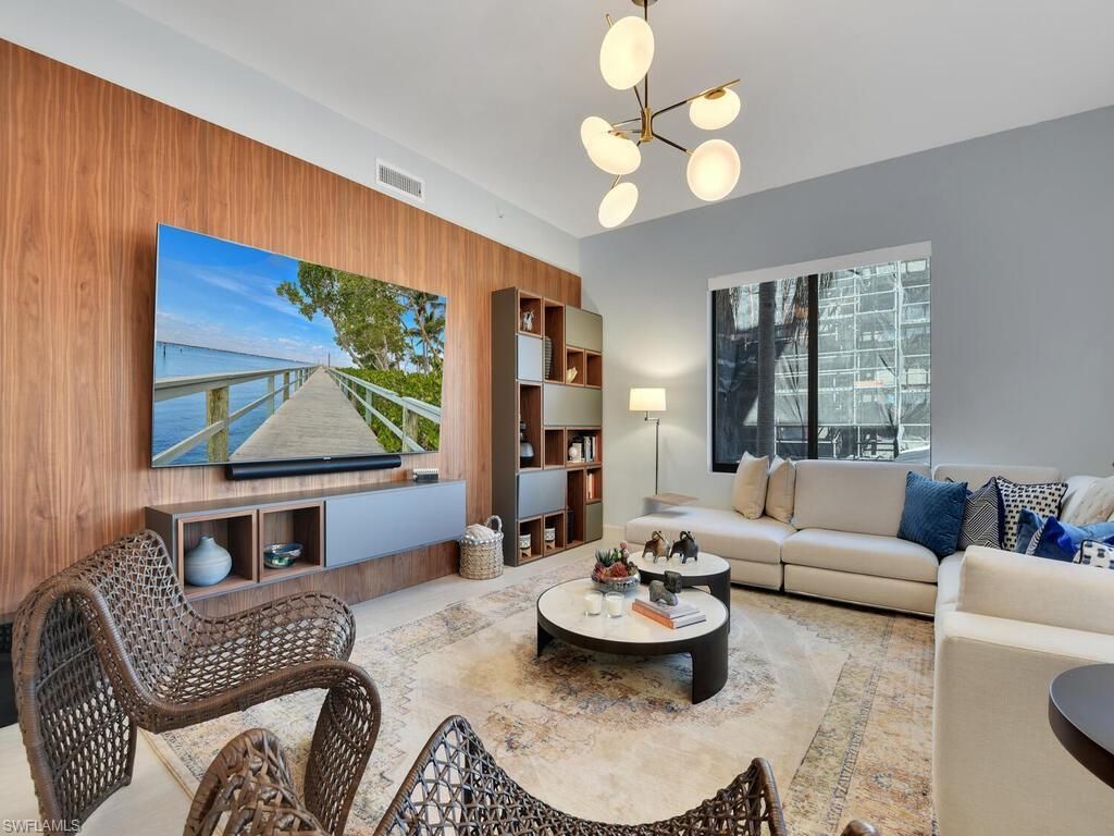 1111 Central Ave , Unit 216, Naples, FL 34102 Photo