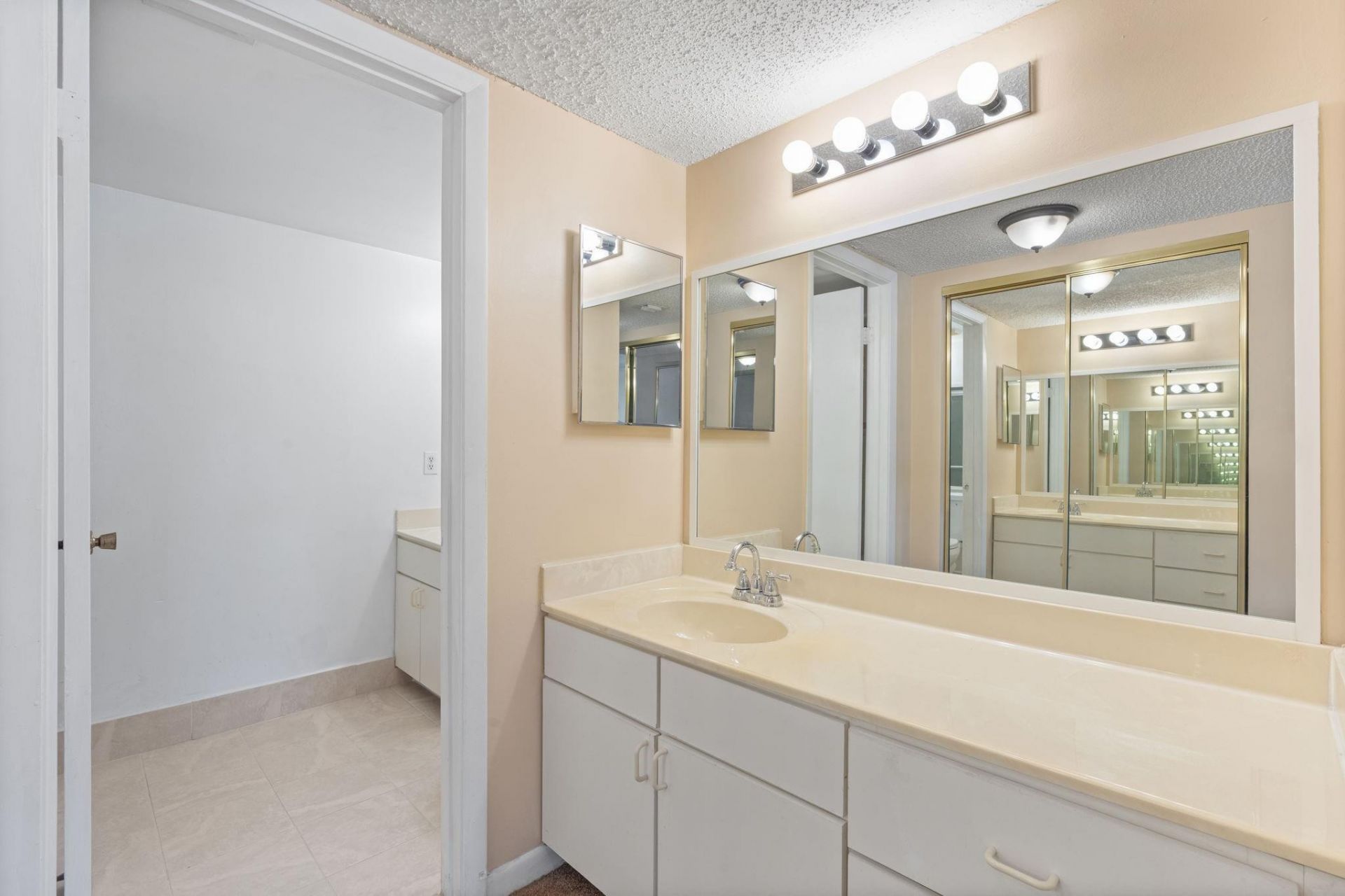 9977 Westview Drive, Unit 122, Coral Springs, FL 33076 Photo