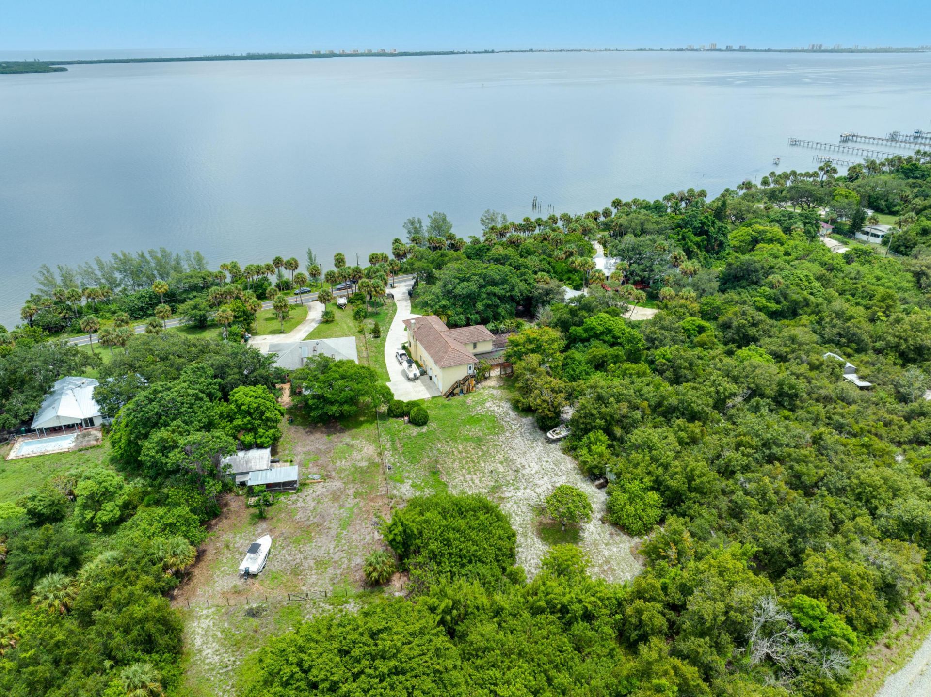 8945 S Indian River Drive, Fort Pierce, FL 34982 Photo