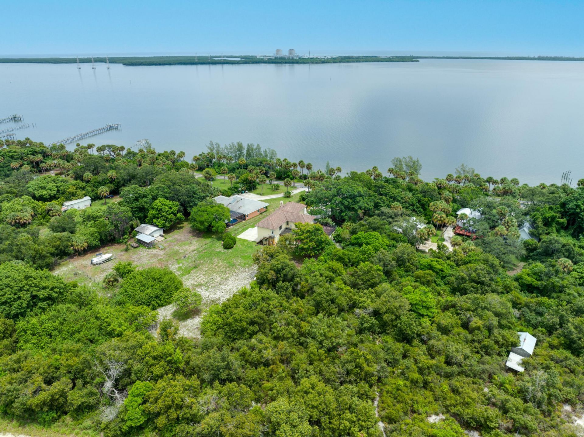 8945 S Indian River Drive, Fort Pierce, FL 34982 Photo