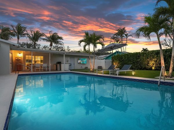 19256 Country Club Drive, Jupiter, FL 33469