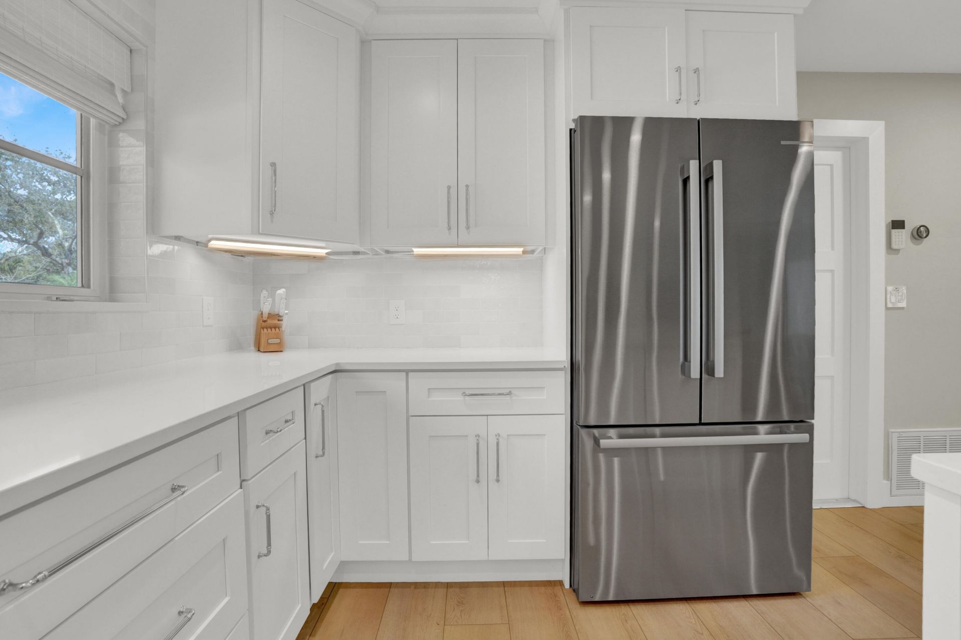 19256 Country Club Drive, Jupiter, FL 33469 Photo