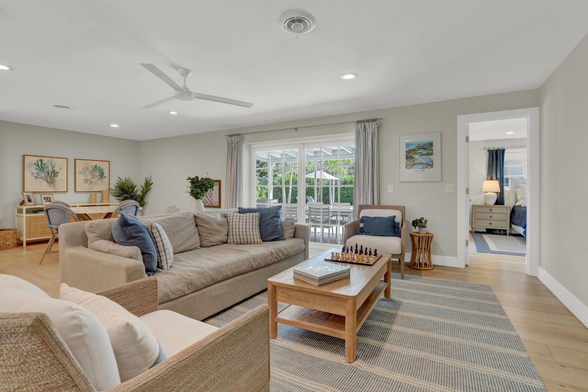 19256 Country Club Drive, Jupiter, FL 33469 Photo