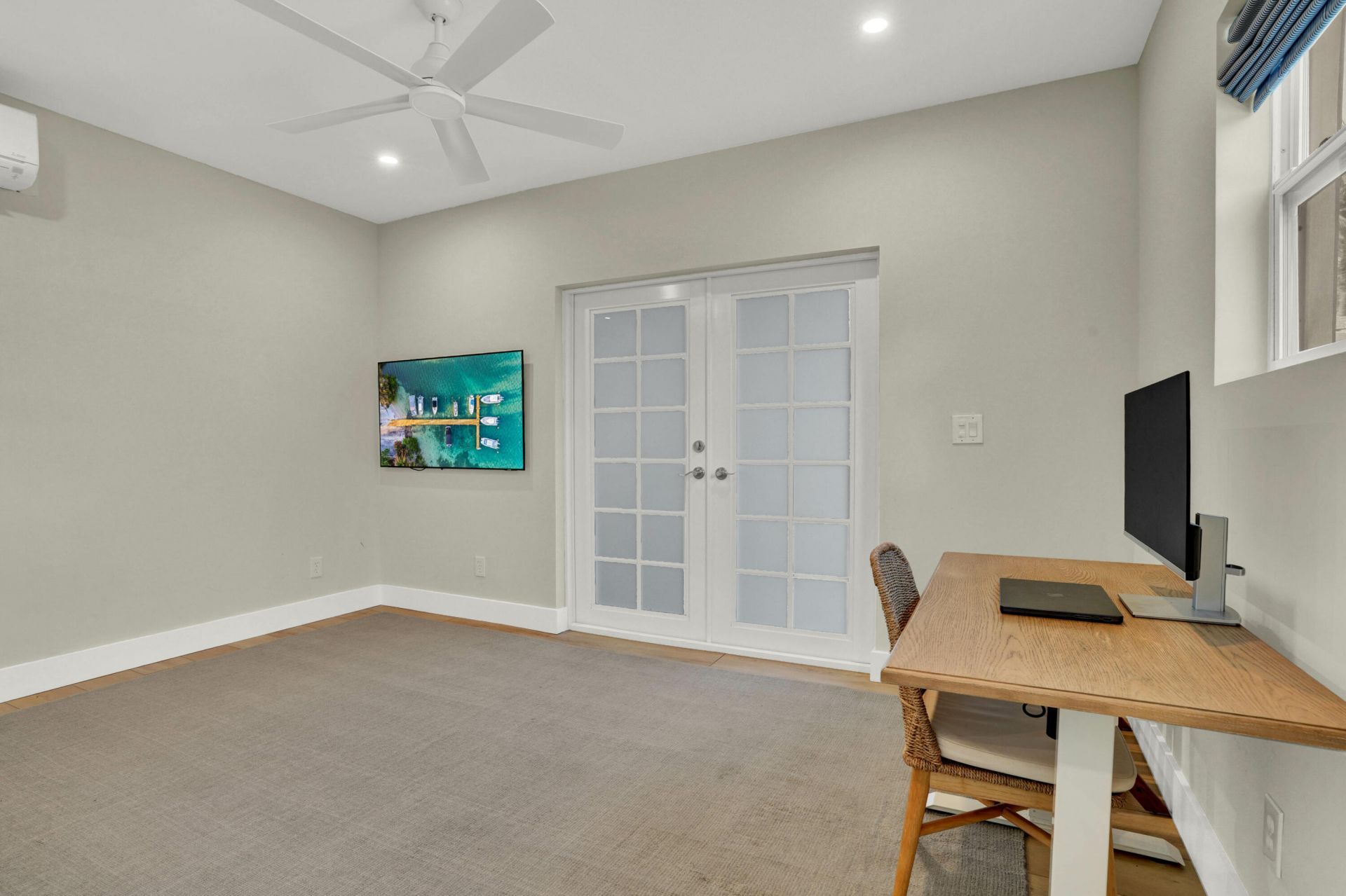 19256 Country Club Drive, Jupiter, FL 33469 Photo