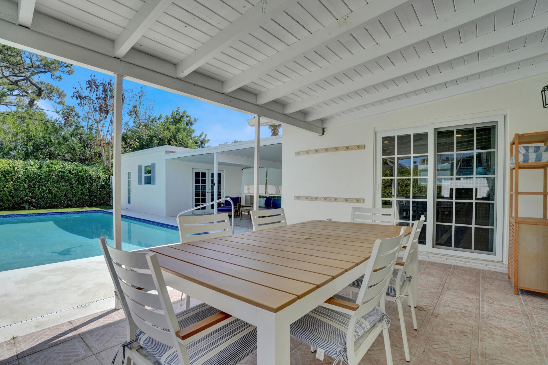 19256 Country Club Drive, Jupiter, FL 33469 Photo