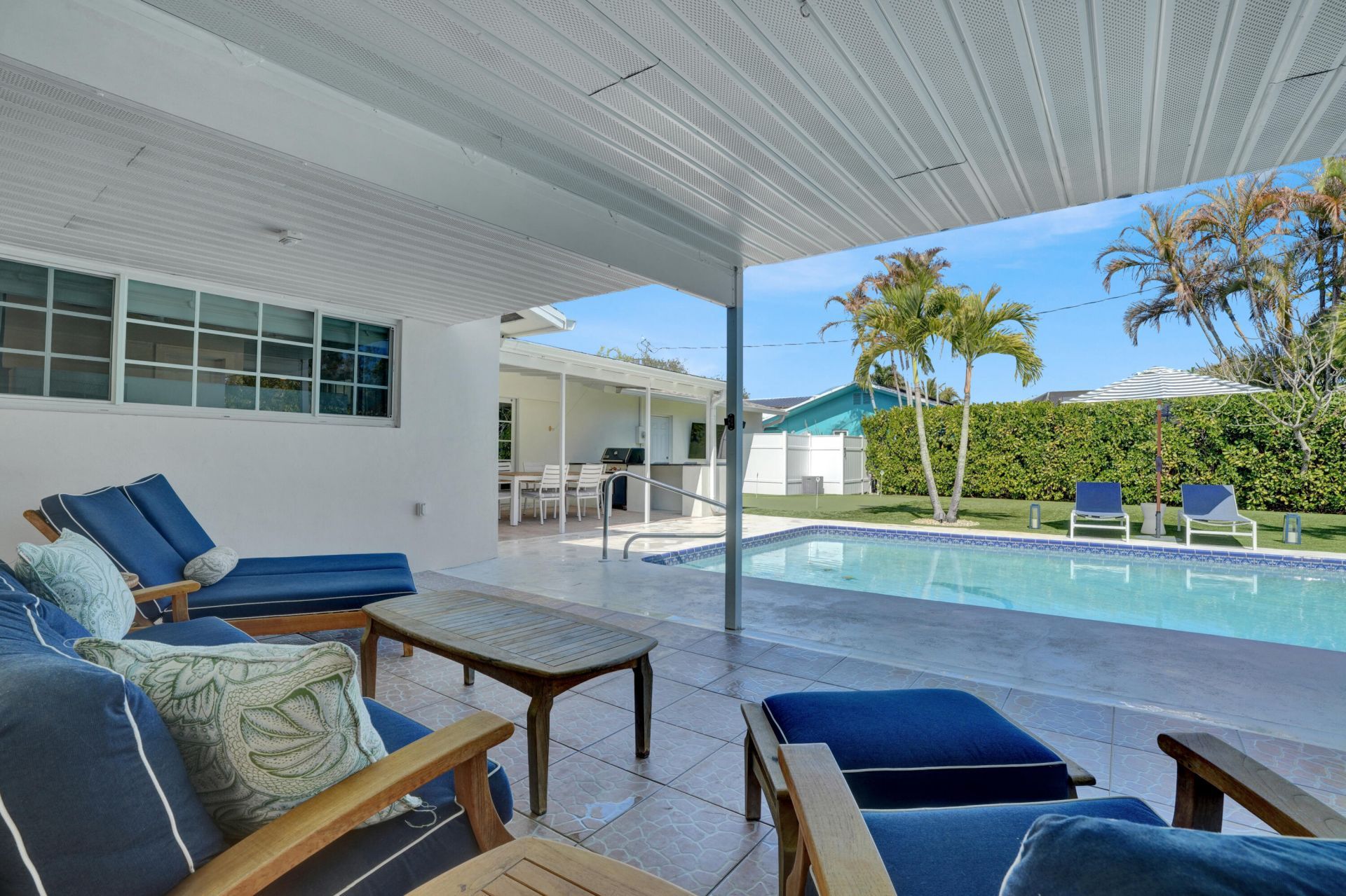 19256 Country Club Drive, Jupiter, FL 33469 Photo