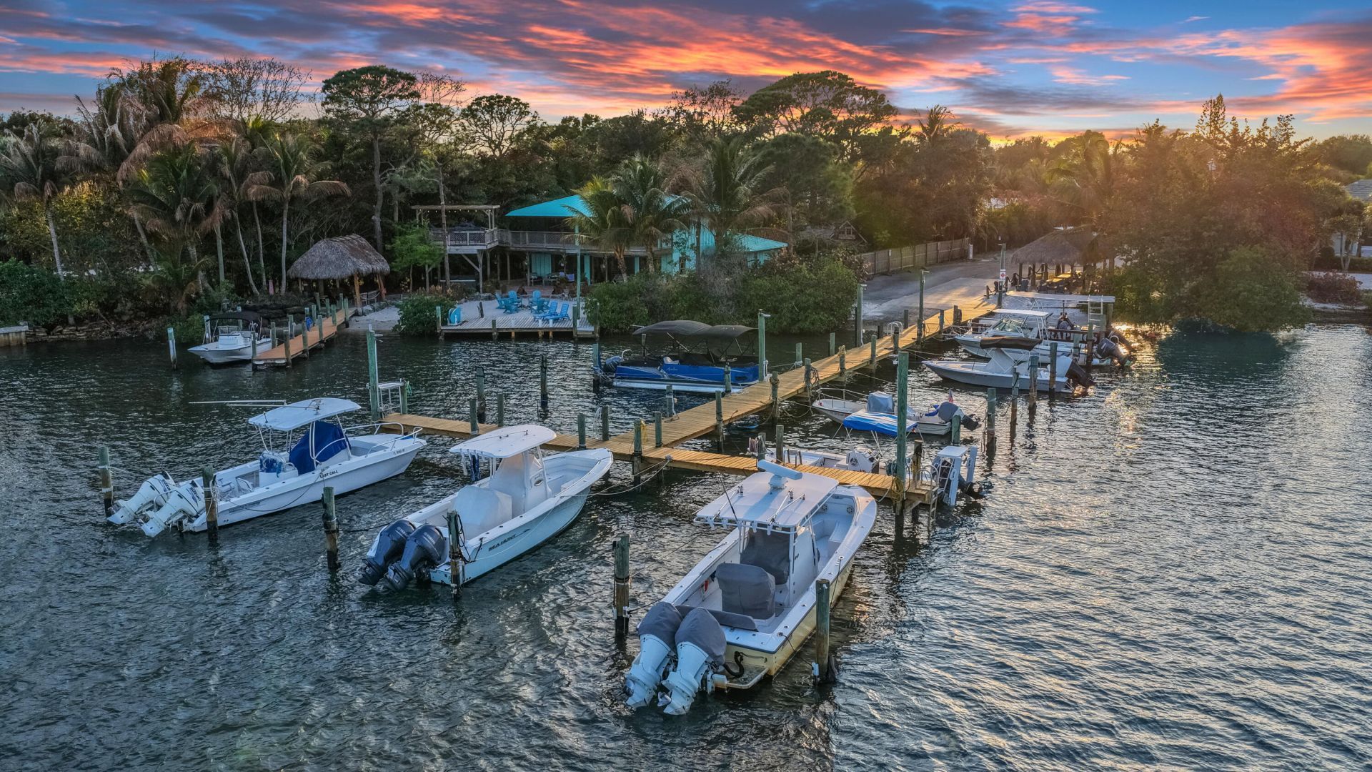 19256 Country Club Drive, Jupiter, FL 33469 Photo