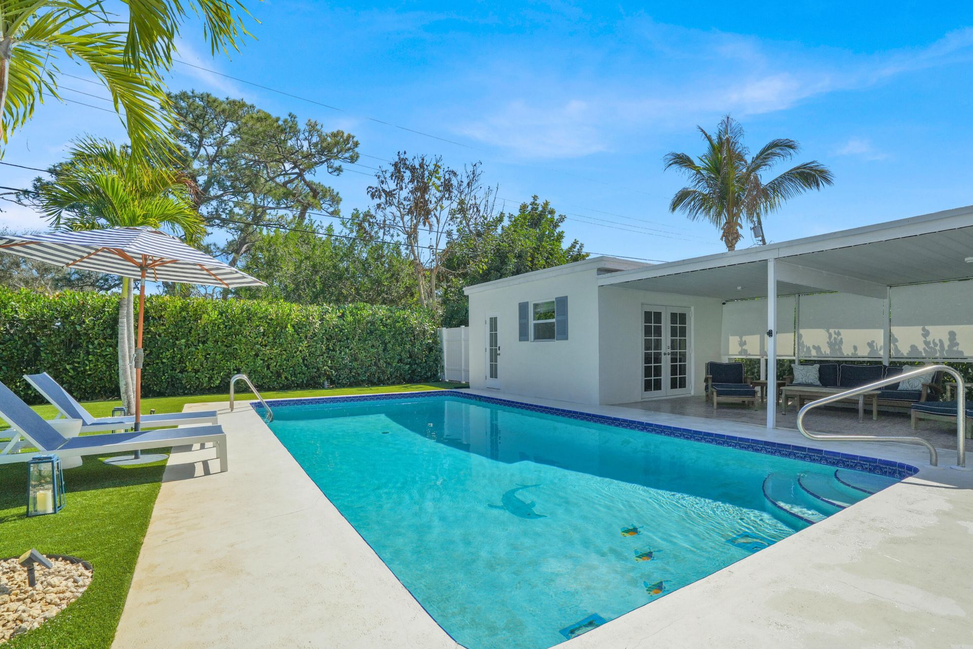 19256 Country Club Drive, Jupiter, FL 33469 Photo