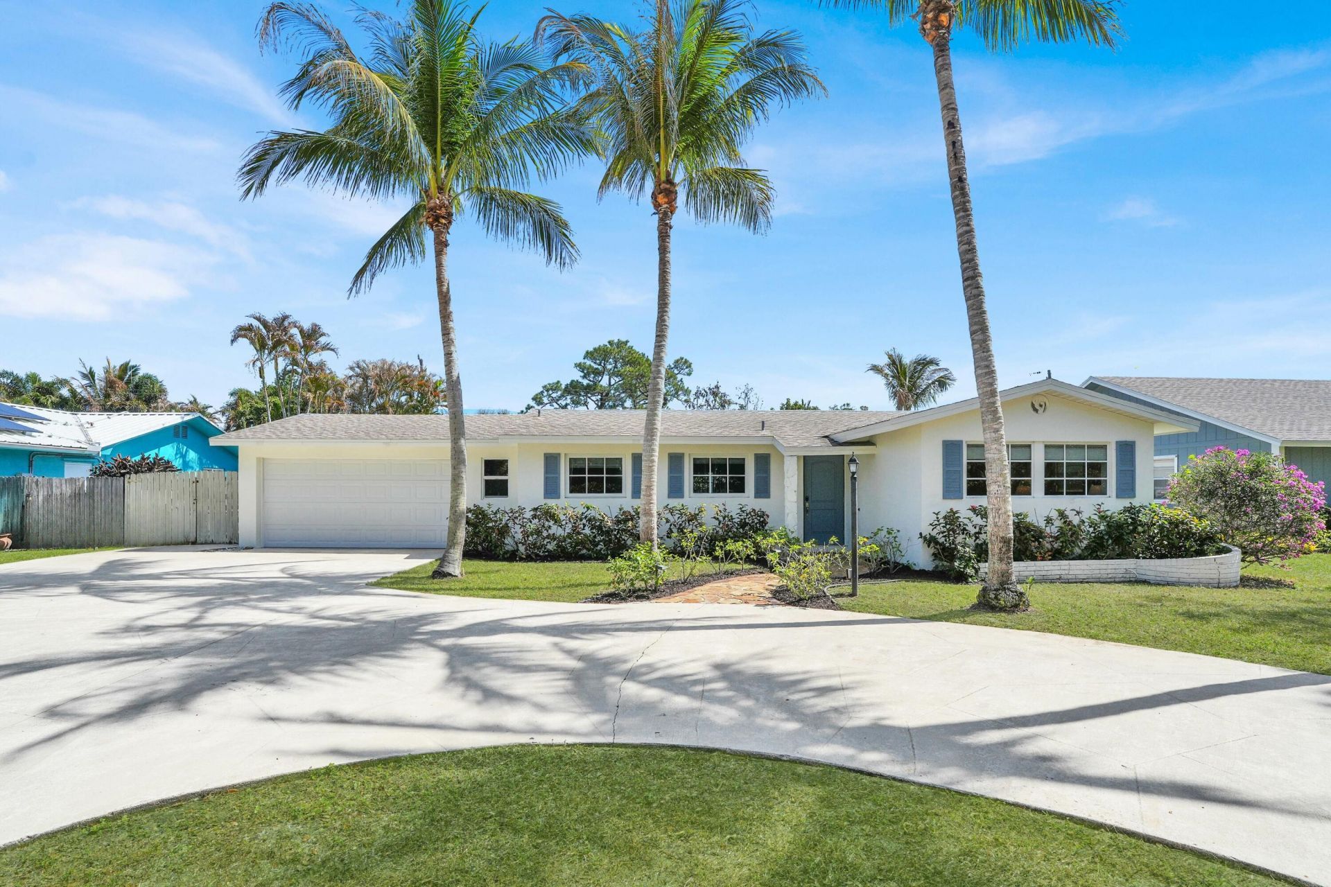 19256 Country Club Drive, Jupiter, FL 33469 Photo