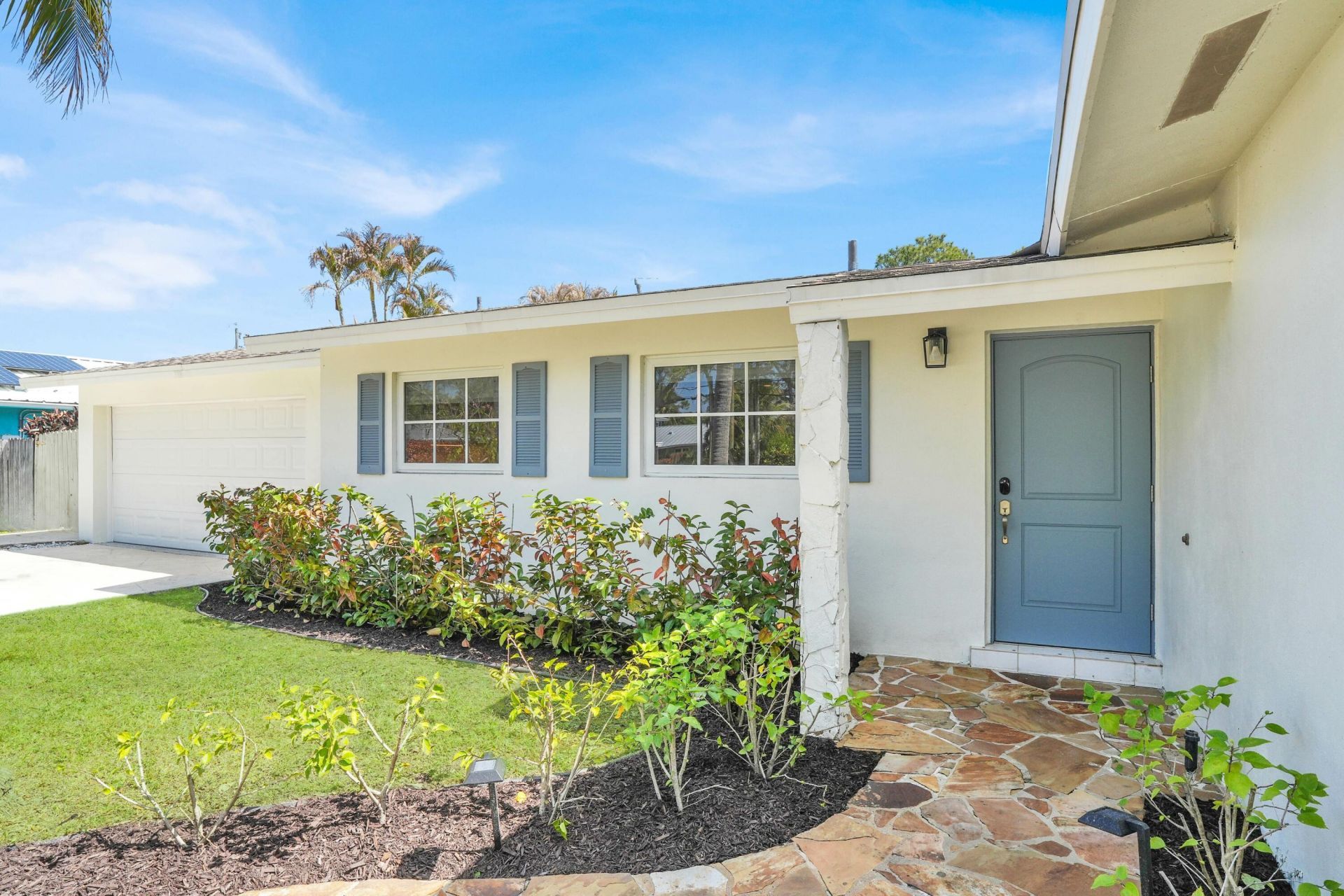 19256 Country Club Drive, Jupiter, FL 33469 Photo