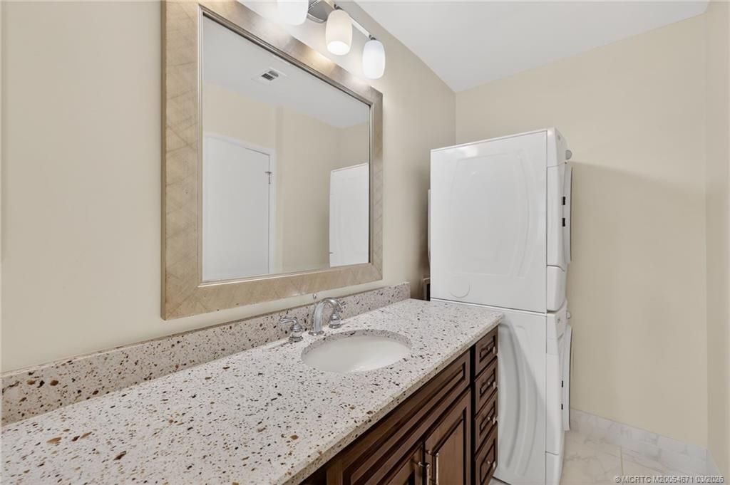 16 SE Turtle Creek Drive, Unit E, Jupiter, FL 33469 Photo