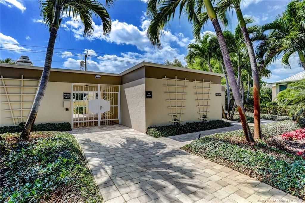 16 SE Turtle Creek Drive, Unit E, Jupiter, FL 33469 Photo