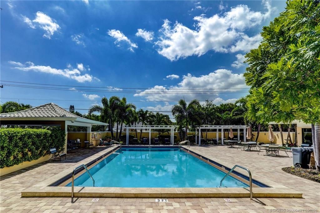 16 SE Turtle Creek Drive, Unit E, Jupiter, FL 33469 Photo