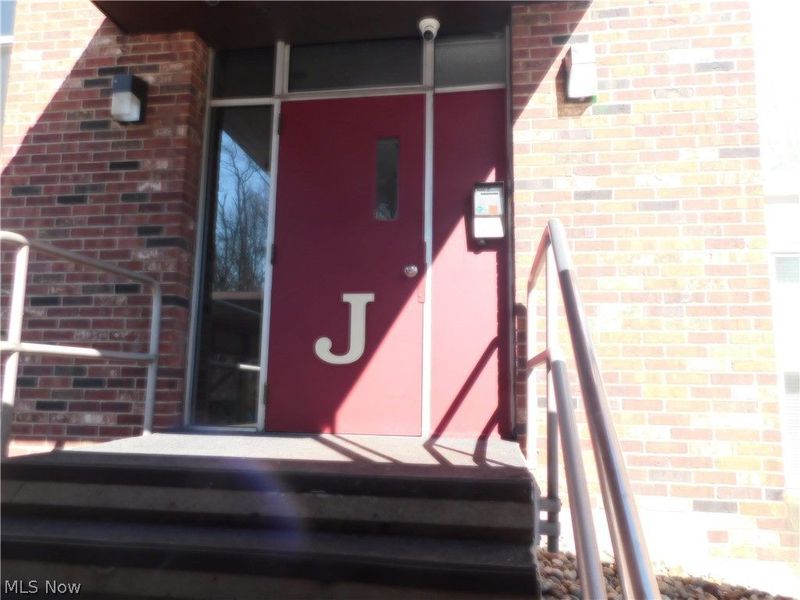 3080 N River Road, Unit J5, Warren, OH 44483 Photo 3