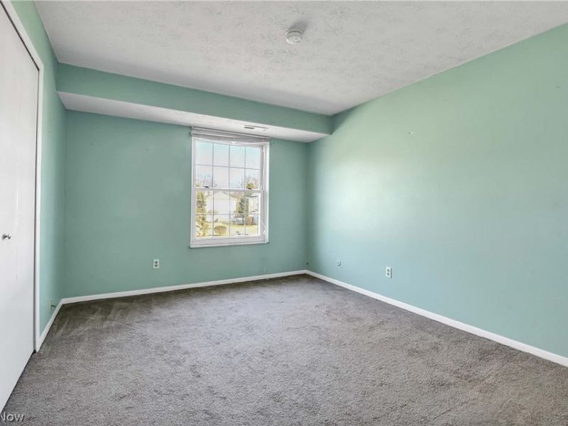 26179 Raintree Boulevard , Unit D8, Olmsted Falls, OH 44138 Photo 19