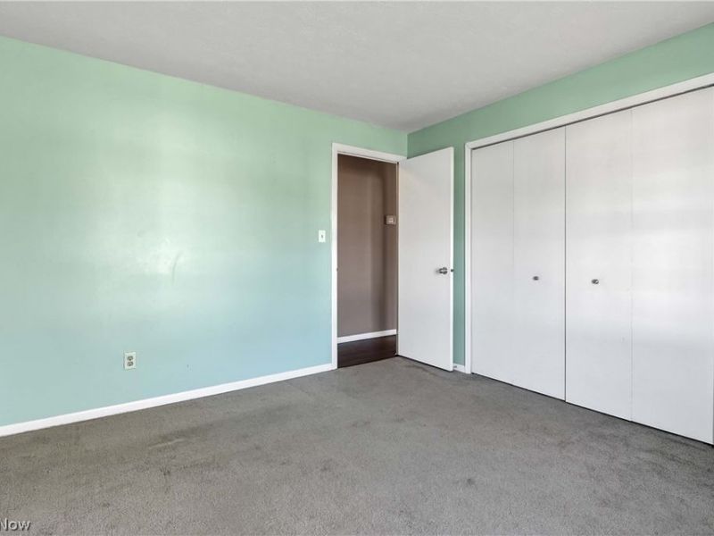 26179 Raintree Boulevard , Unit D8, Olmsted Falls, OH 44138 Photo 22