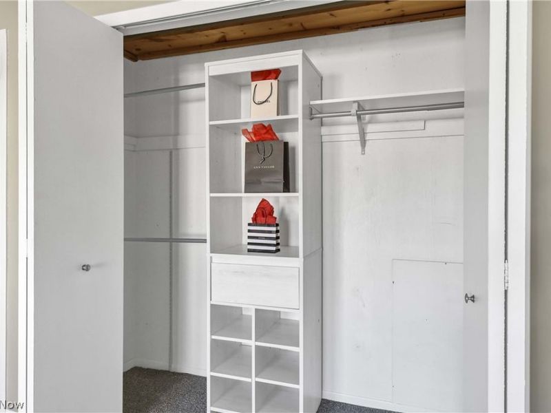 26179 Raintree Boulevard , Unit D8, Olmsted Falls, OH 44138 Photo 27