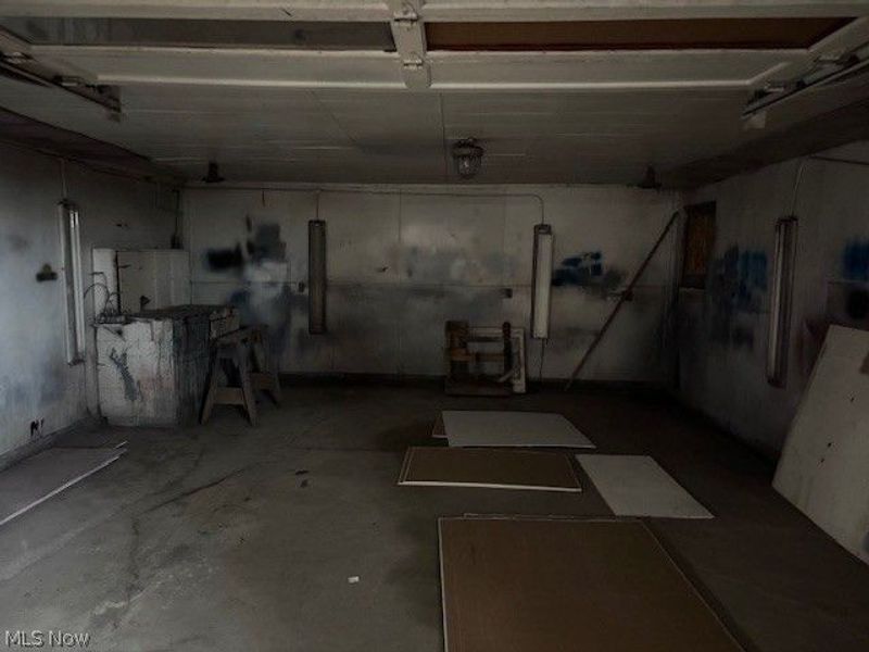 1667 N Main Street, Niles, OH 44446 Photo 7