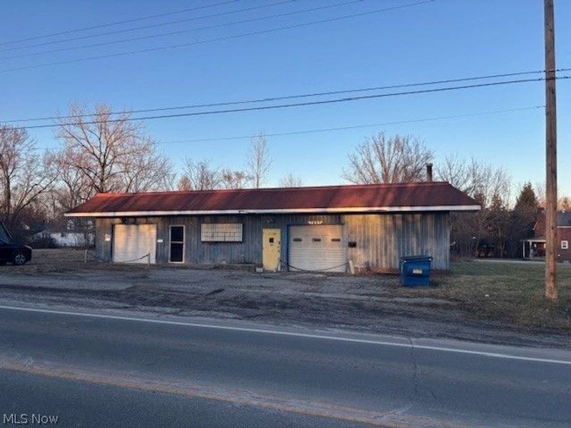 1667 N Main Street, Niles, OH 44446 Photo 9