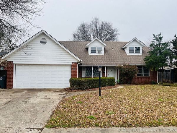 9203 E 40th Street , Tulsa, OK 74145