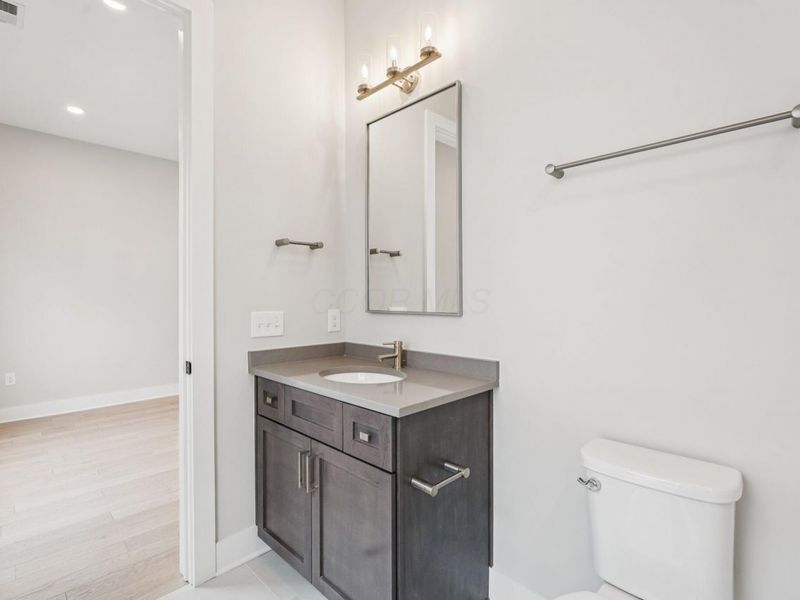 2867 Kobuk Drive , Unit 302, Columbus, OH 43228 Photo 30