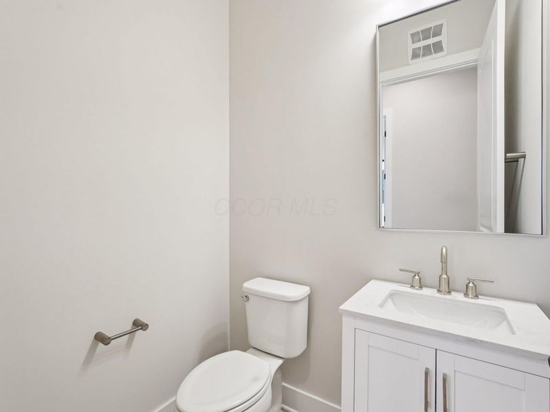 2867 Kobuk Drive , Unit 302, Columbus, OH 43228 Photo 32