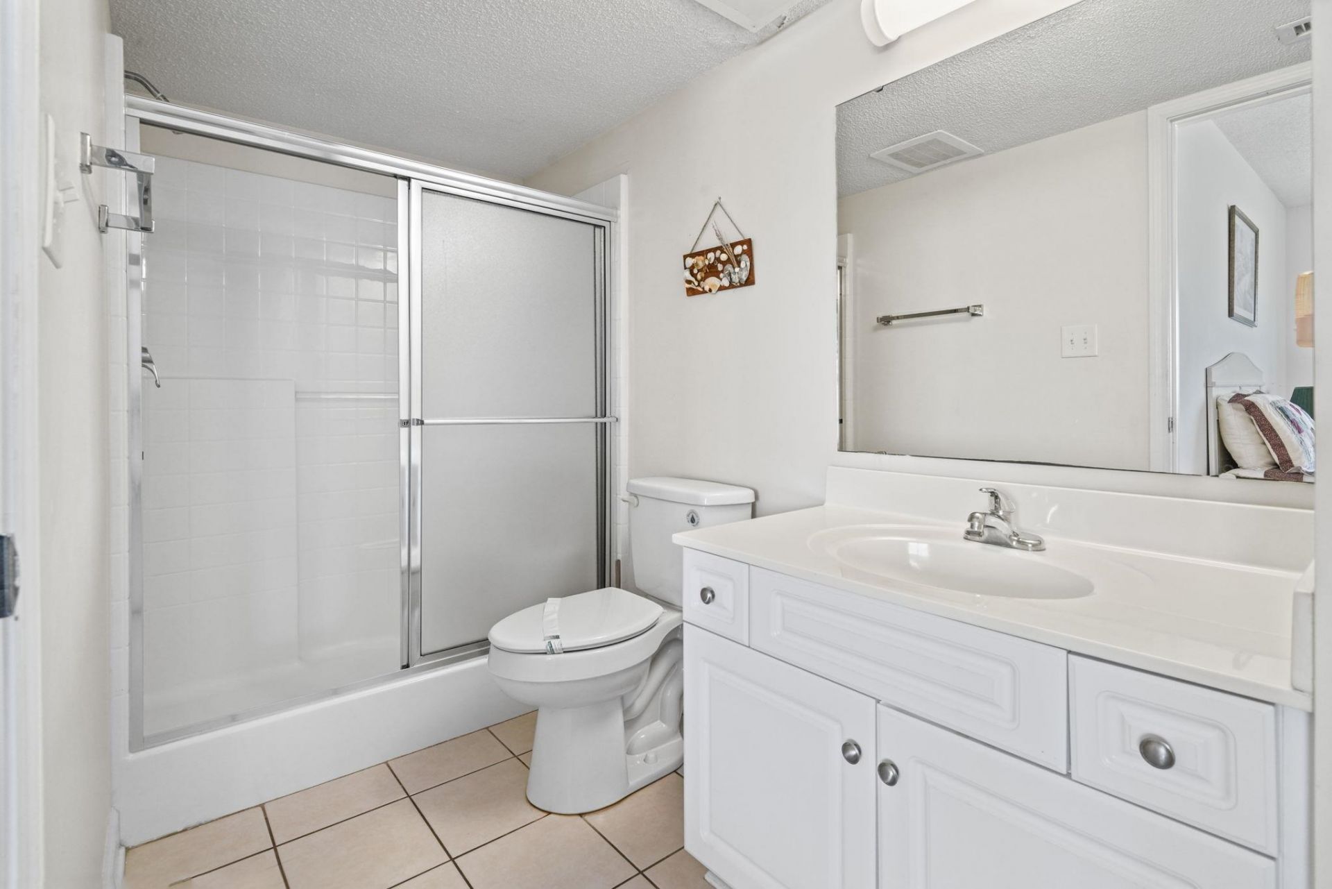 5700 N Ocean Blvd. Photo 16