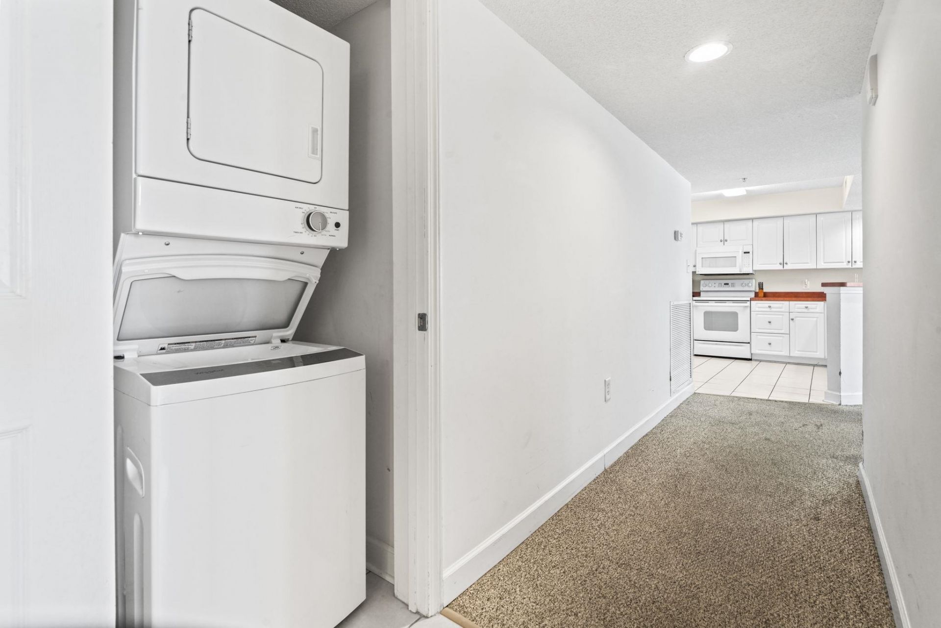 5700 N Ocean Blvd. Photo 9