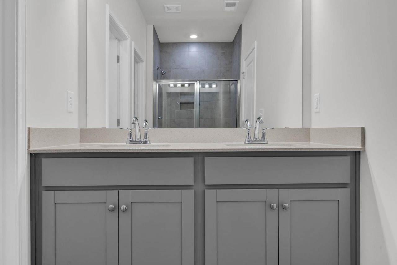 764 Sun Colony Blvd. Photo 15