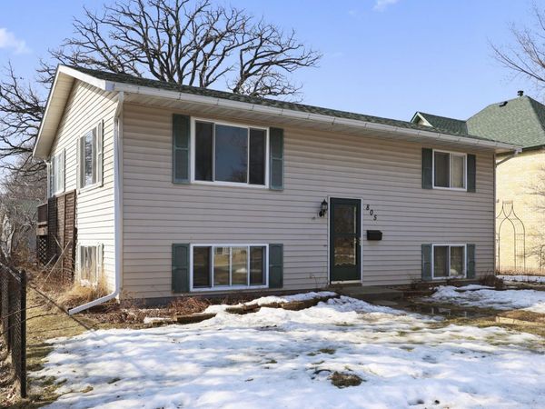 805 2nd Avenue S, Sauk Rapids, MN 56379