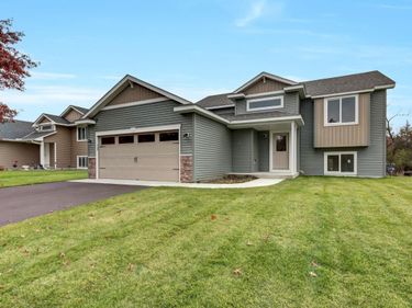 803 Prateria Avenue, Avon, MN 56310