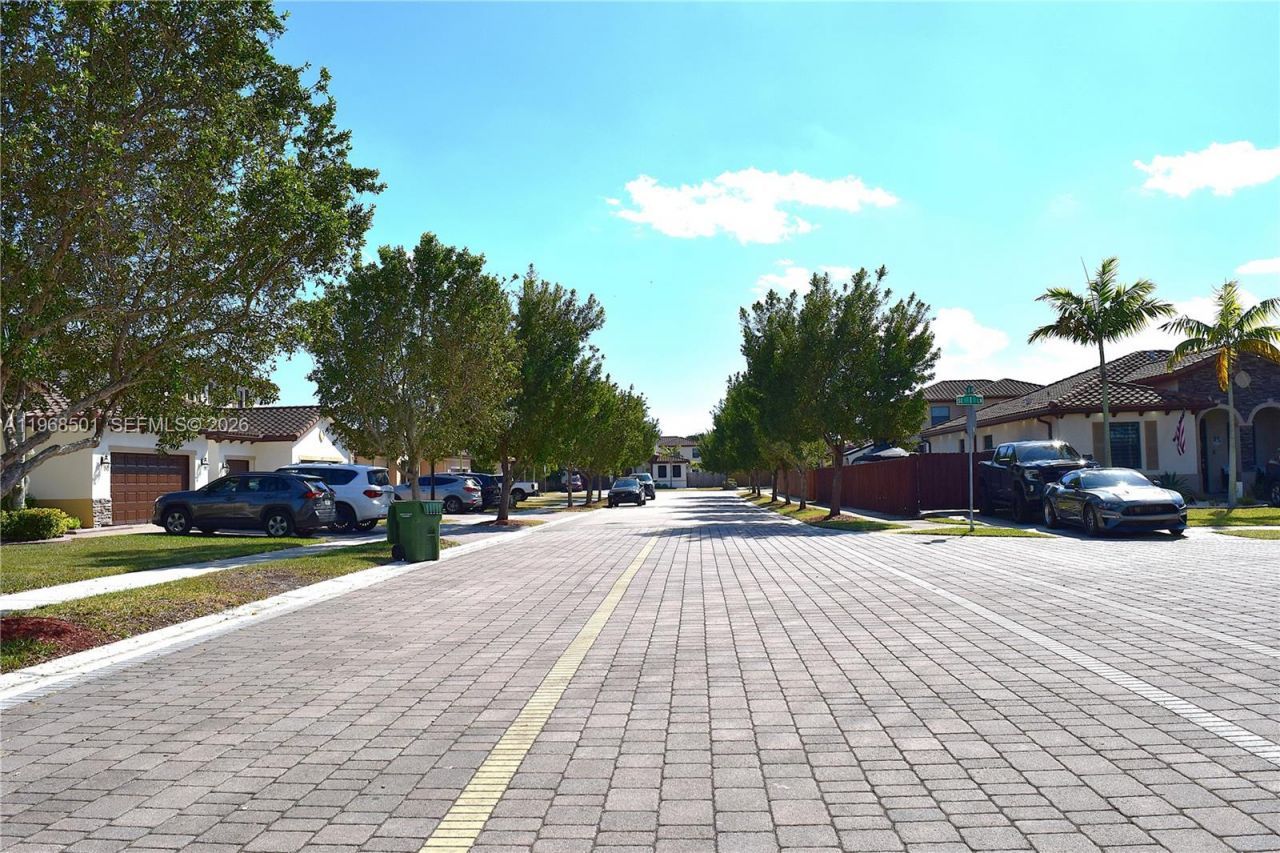 195 SE 24th Ave , Homestead, FL 33033 Photo