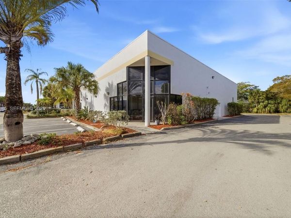 2891 NW 22nd Ter , Pompano Beach, FL 33069